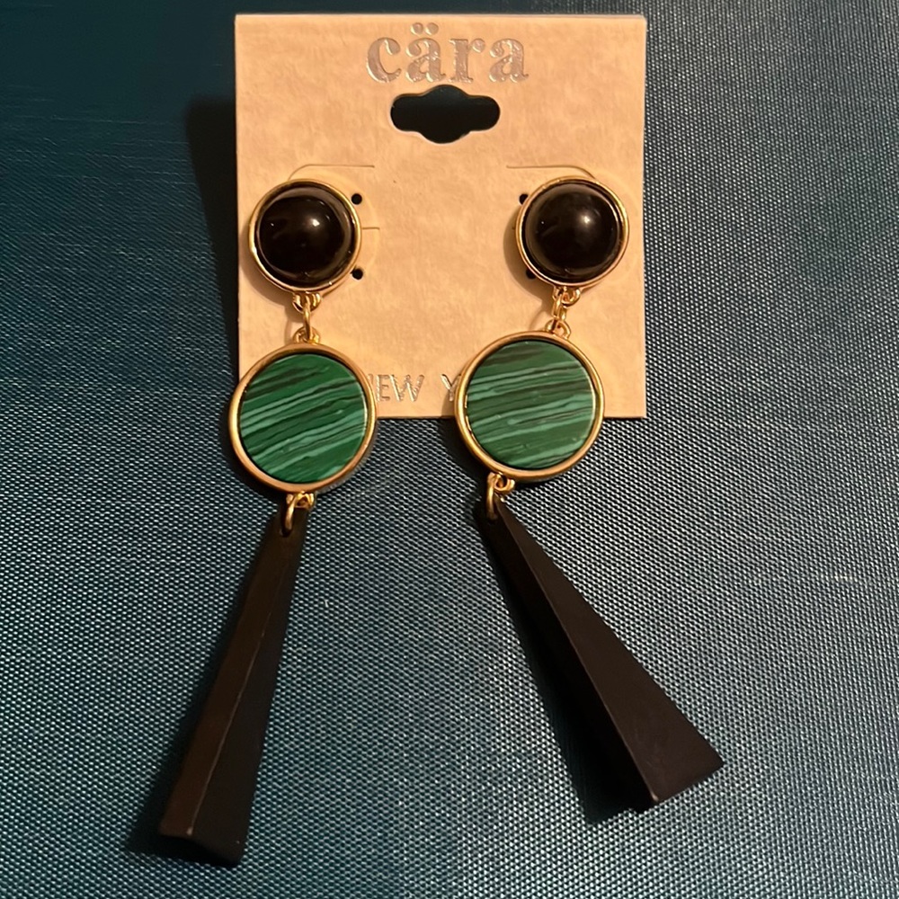 Cära gold earrings faux malachite pattern